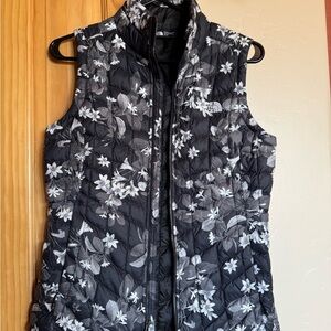 The North Face Women's Black and White Floral Vest